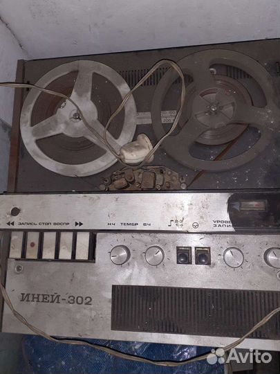 Магнитофон Иней 302