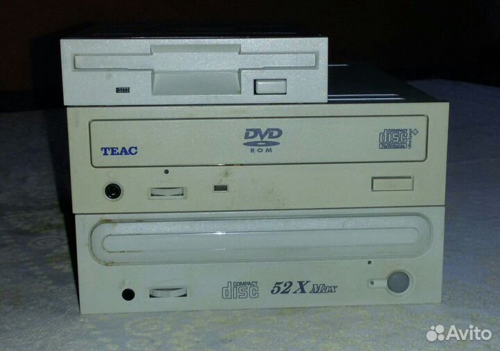 CD-ROM, DVD-RW, floppy-disc приводы
