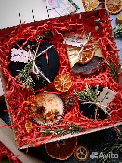 Подарочный бокс новогодний с натур косметикой