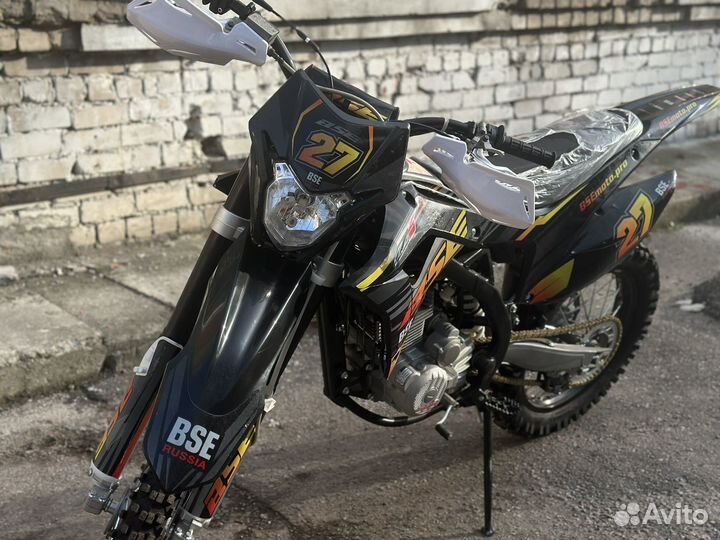 Мотоцикл BSE Z5