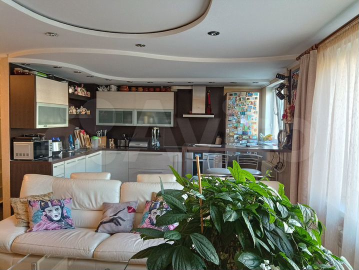 4-к. квартира, 64 м², 7/9 эт.