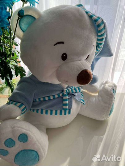 Плюшевый медведь