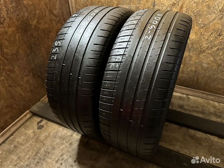 Michelin Pilot Sport 3 235/45 R18 98Y