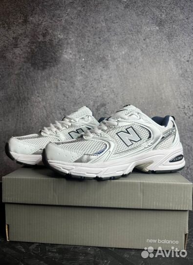 Кроссовки New Balance 530 Люкс