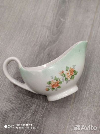 Фарфоровая соусница дулево