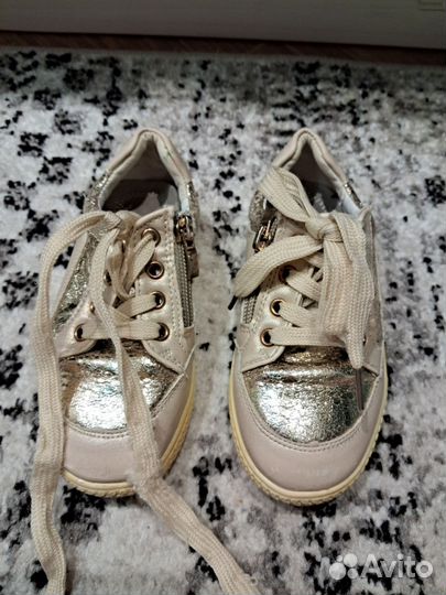 Кроссовки для девочки, р. 27
