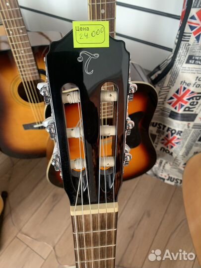 Классическая гитара Takamine - Япония