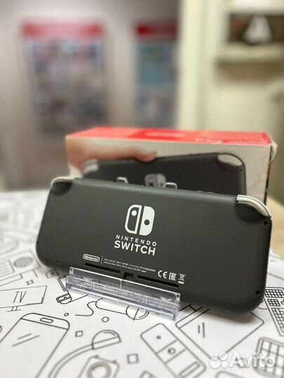 Nintendo Switch Lite 4/32, гб