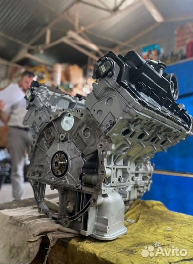 Двигатль VK56VD 5.6 L Infiniti/nissan