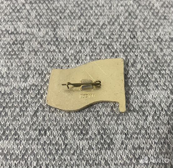 Значок времен СССР - вифк 70 лет - Военный Институ