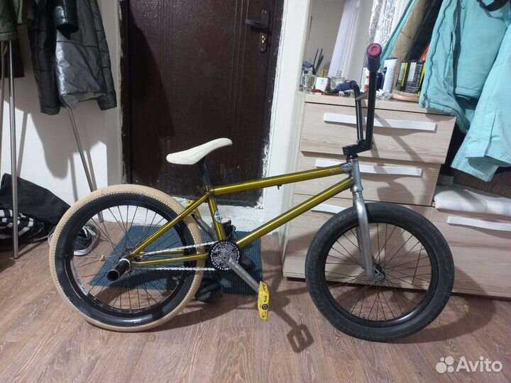 Трюковой велосипед bmx