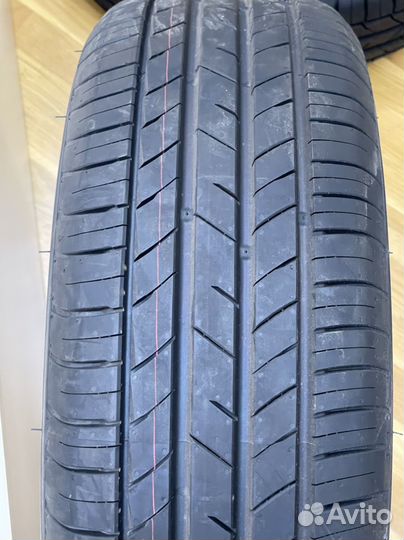 Kumho Ecsta HS52 195/55 R15 85V