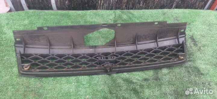 Решетка радиатора Toyota Corsa