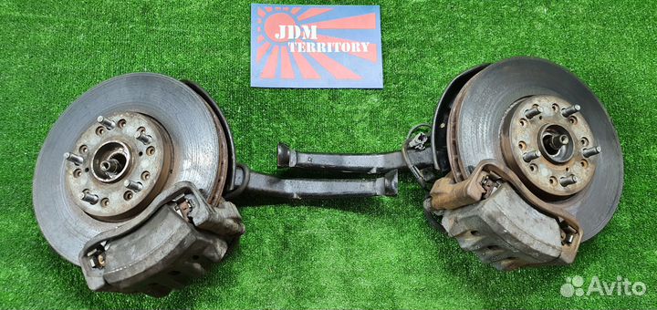 Ступицы передние в сборе с ABS (пара) 4wd UZS173