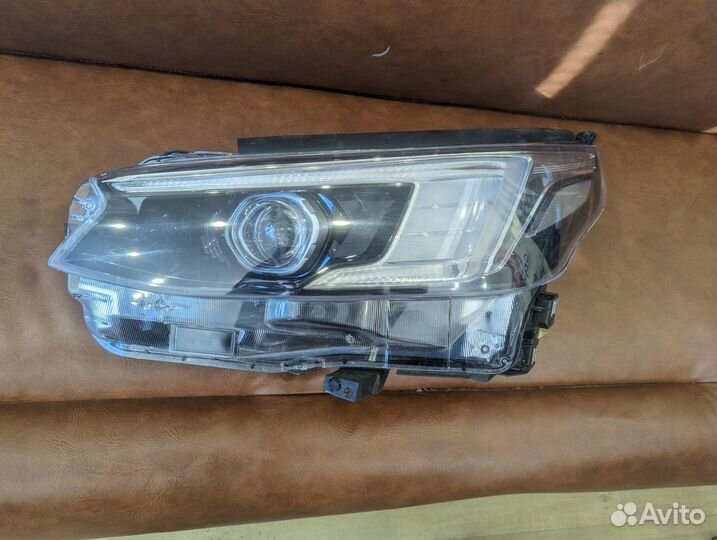 Фара Subaru Outback BT5 CB18 Лев. Перед