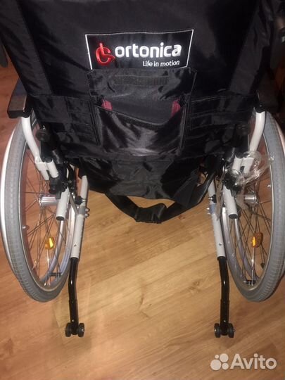 Два новых инвалидных кресла