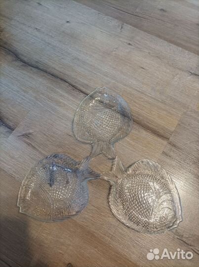 3 тарелки рыбки, стекло