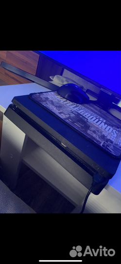 Sony playstation 4 slim 1TB, 70+игр, Ps+