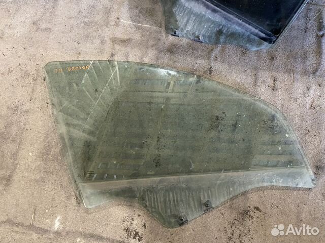 Боковые стекла Renault Duster (правая сторона)