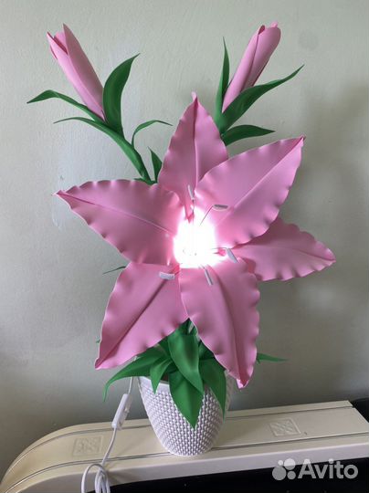 Цветы лилии розы светильник лампочка подарок