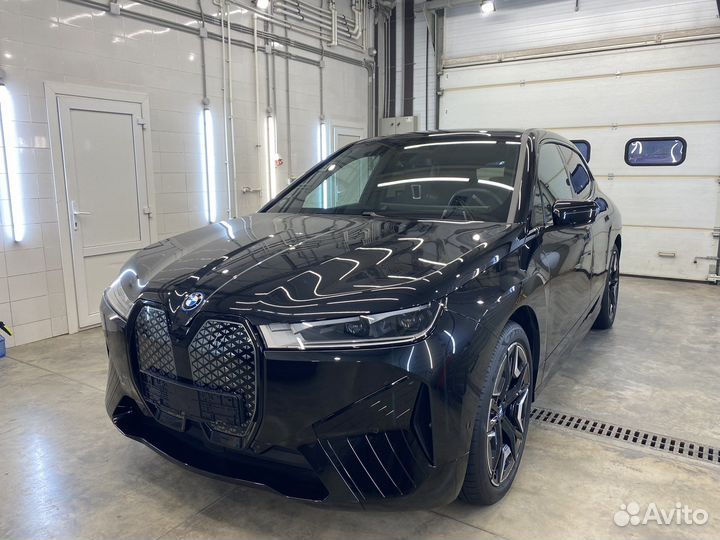 BMW iX AT, 2022, 7 100 км
