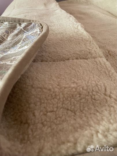 Одеяло Holty из овечьей шерсти