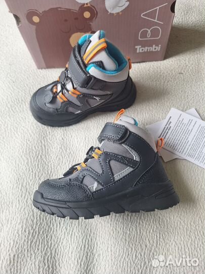 Ботинки tombi 24;25;26новые