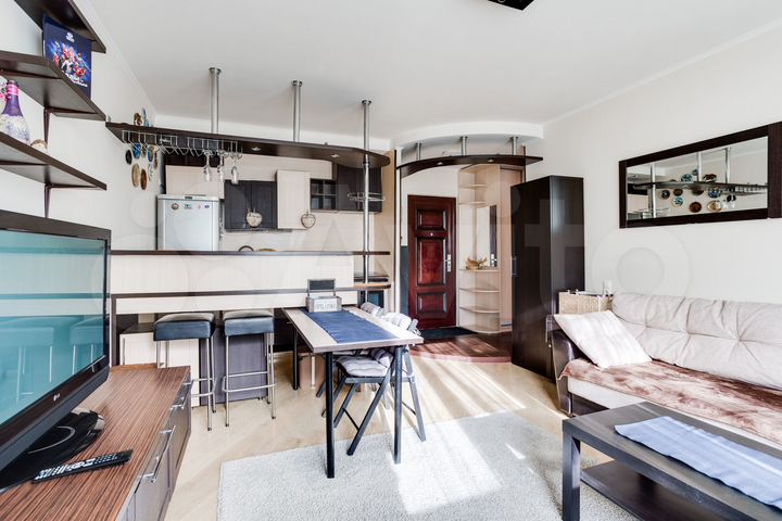 2-к. квартира, 42 м², 2/14 эт.