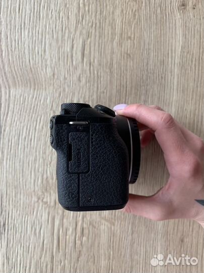 Canon EOS M6 Mark II + Viltrox EF-M2 0.71x