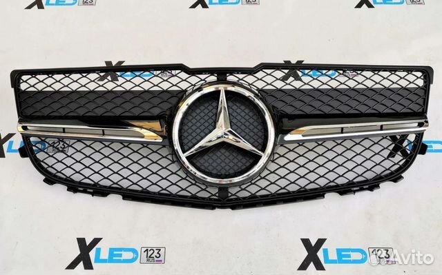 Решетка радиатора Mercedes GLK X204 AMG рест