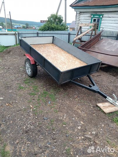 Прицеп на легковой автомобиль