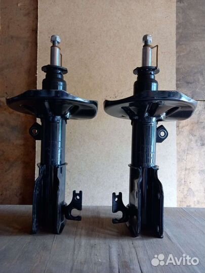 Стойки передние