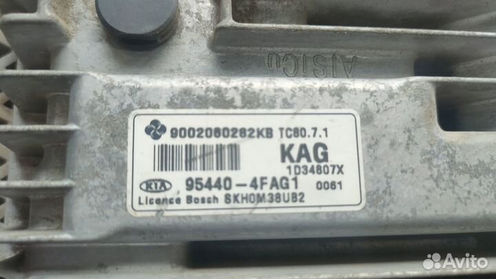 Эбу АКПП Kia Quoris 2015 год выпуска 954404FAG1