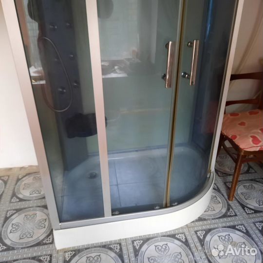 Продается Душевая кабина luxus 811 L