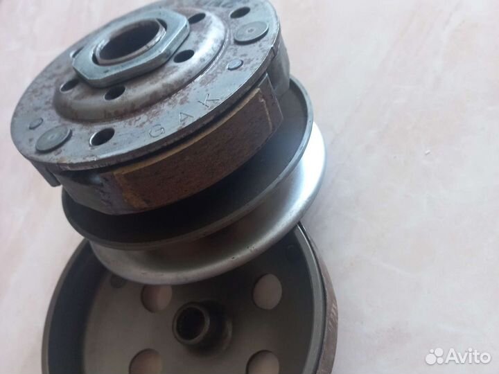 Задний вариатор в сборе honda DIO AF27