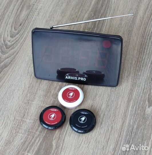 Кнопка вызова персонала в больнице и табло