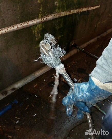 Прочистка канализации / Устранение засоров Частник