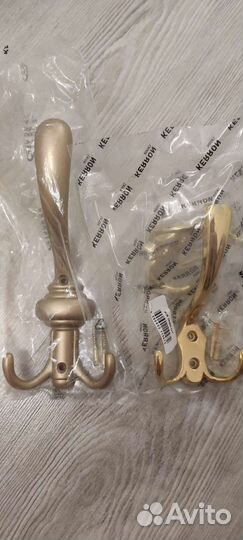 Крючок настенный Италия