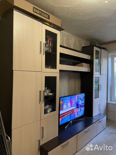 Стенка в гостинную