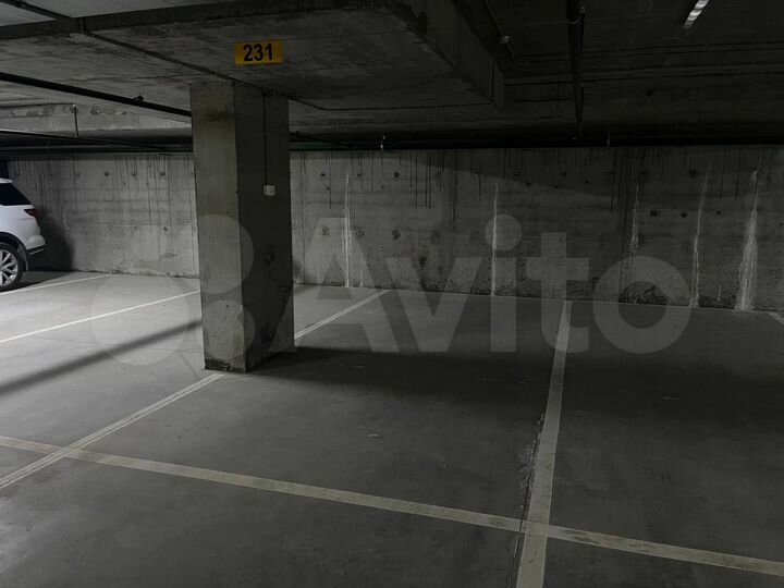 Машиноместо, 27 м²