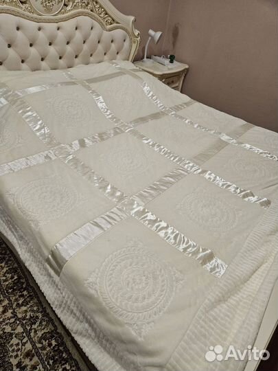 Покрывало на 2 х спальную кровать бу