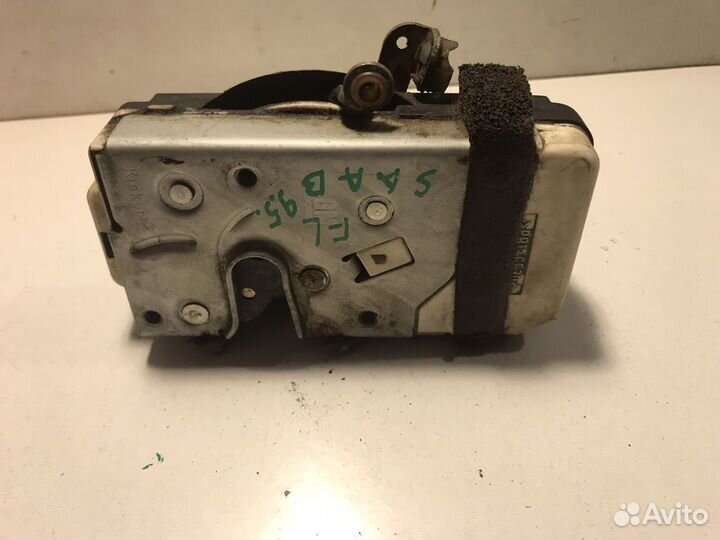 Saab 9-5 97-10 Замок двери передней левой