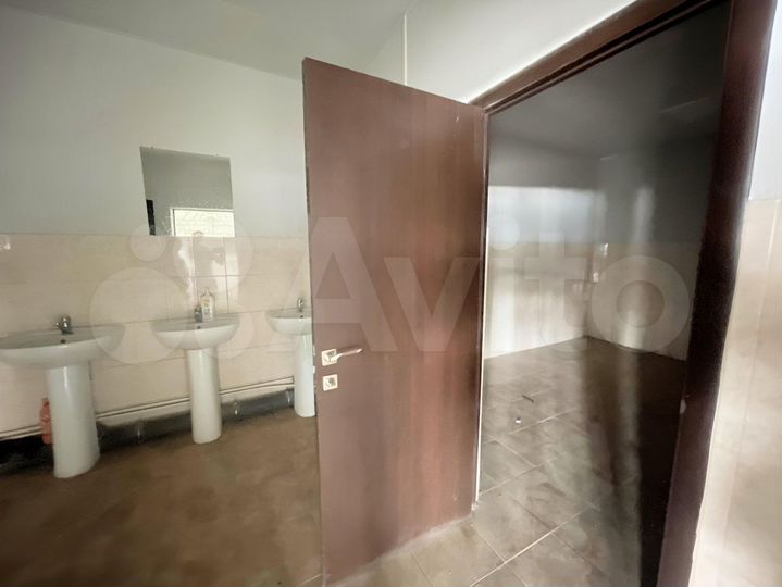 Склад, производство 1560 м²