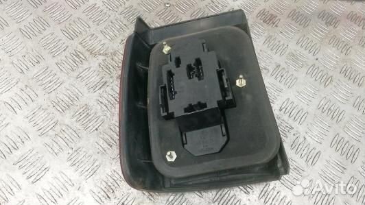 Фонарь задний правый volkswagen passat B4 (ISE04MY