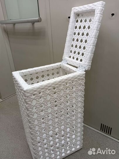 Корзина для белья из ротанга