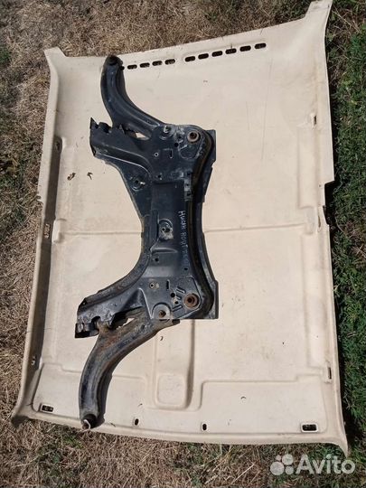 Подрамник Nissan Tiida 2006-2012 54400EL00A