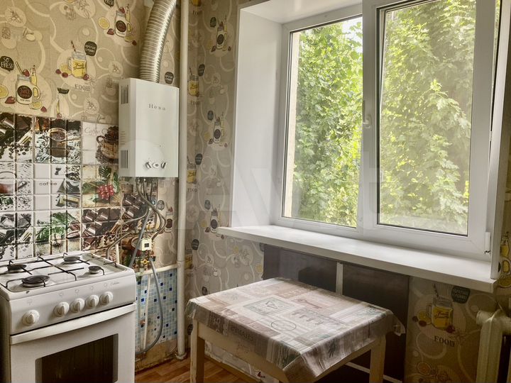2-к. квартира, 40 м², 2/5 эт.
