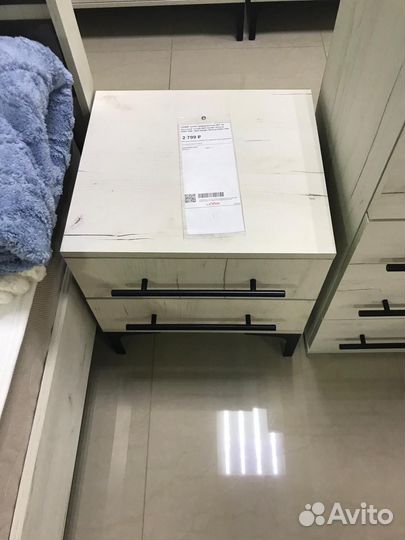 Угловой шкаф с зеркалом