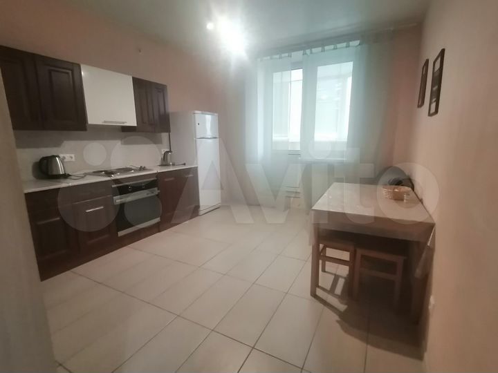 1-к. квартира, 45 м², 8/17 эт.