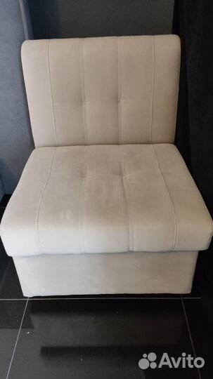 Кухонный угловой диван со спальным местом